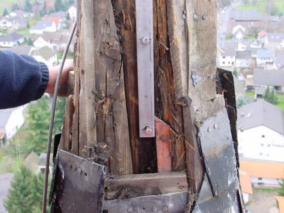 Neues Kreuz St.Maria Hennef Rott (2000)