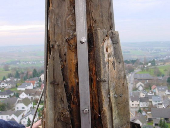 Neues Kreuz St.Maria Hennef Rott (2000)