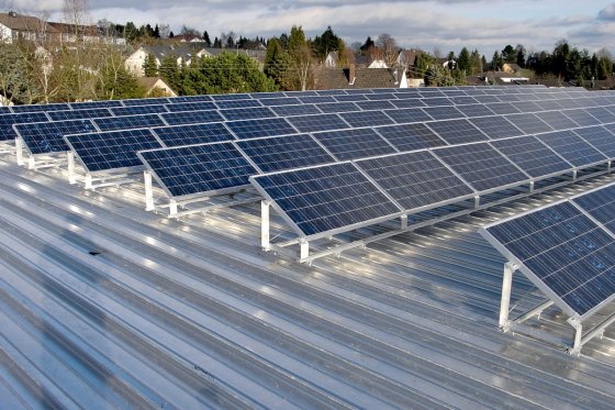 Solaranlage Schwimmhalle Neunkirchen-Seelscheid (2004)