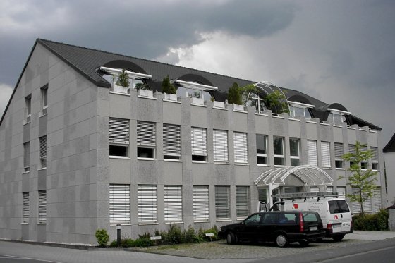 Steildach Wohn- und Bürohaus, Köln (2000)