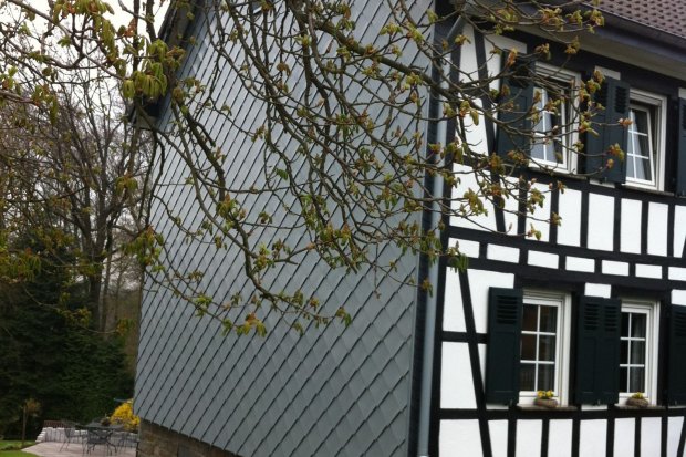 Fachwerkhaus Giebelsanierung, Rheinzinkschindeln, Kaule, Neunkirchen-Seelscheid