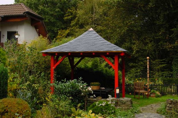 Holzbau Pagodendach in Lohmar – Birk 2008 Bild 1