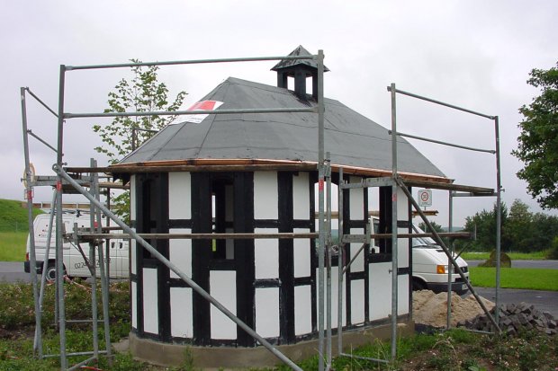Schieferdach_Kapelle_Happerschoss_2000_4