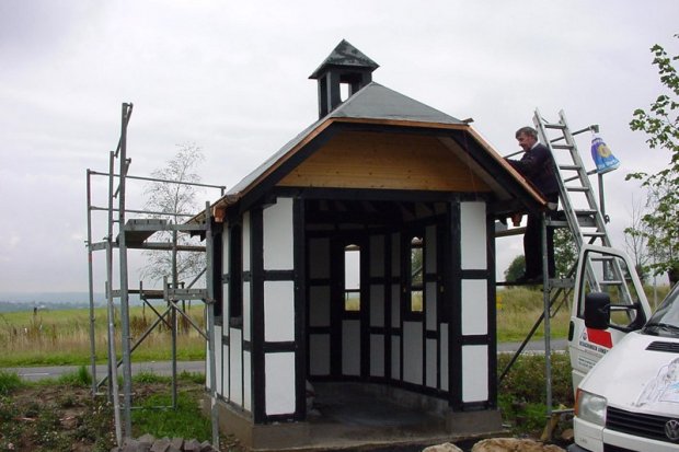 Schieferdach_Kapelle_Happerschoss_2000_6