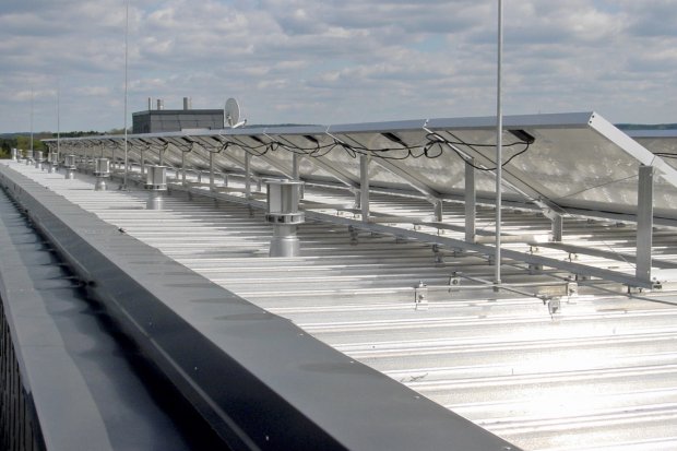 Solaranlage Schwimmhalle Neunkirchen-Seelscheid (2004)
